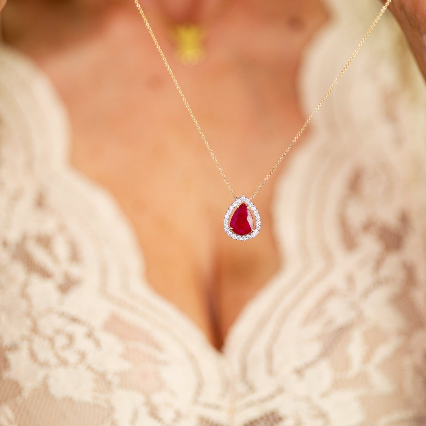 Collier Filo d'Aria Rubino