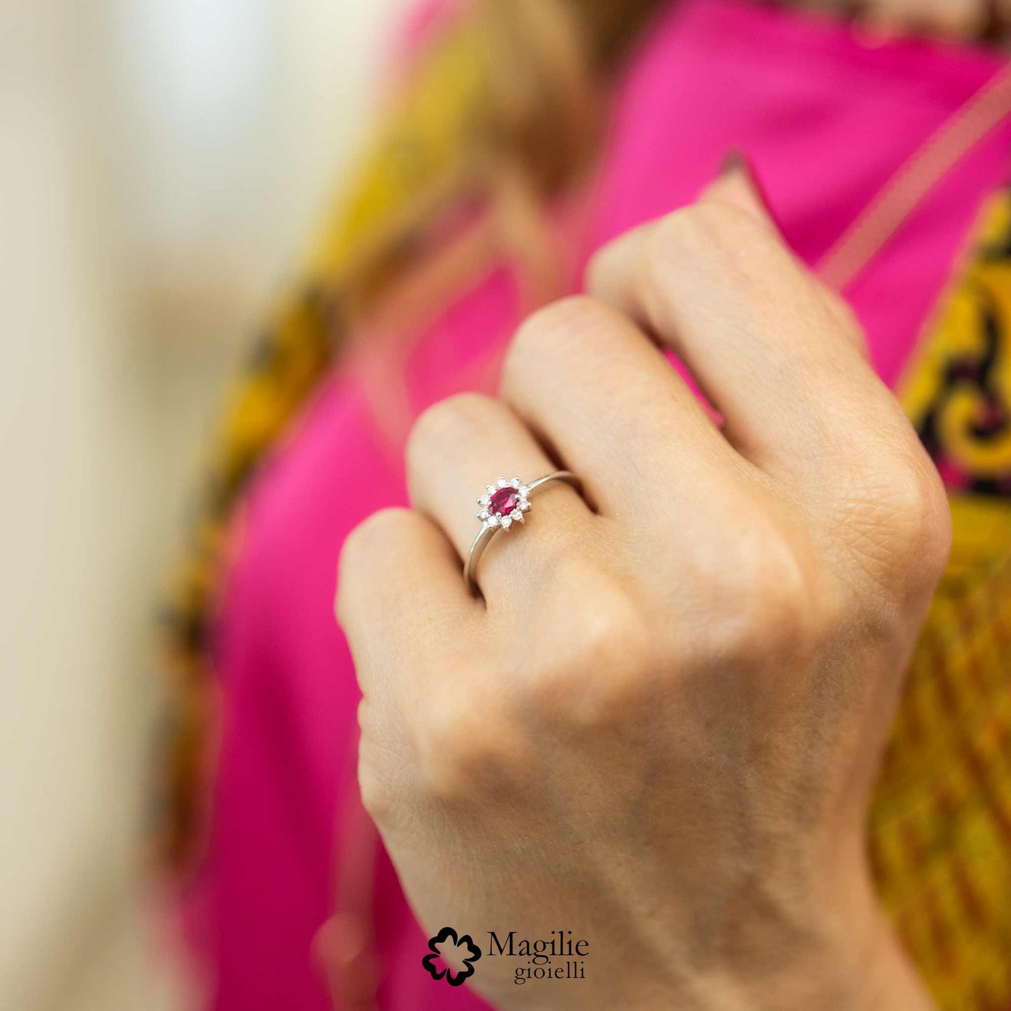 Anello Petit Fleur Rubino