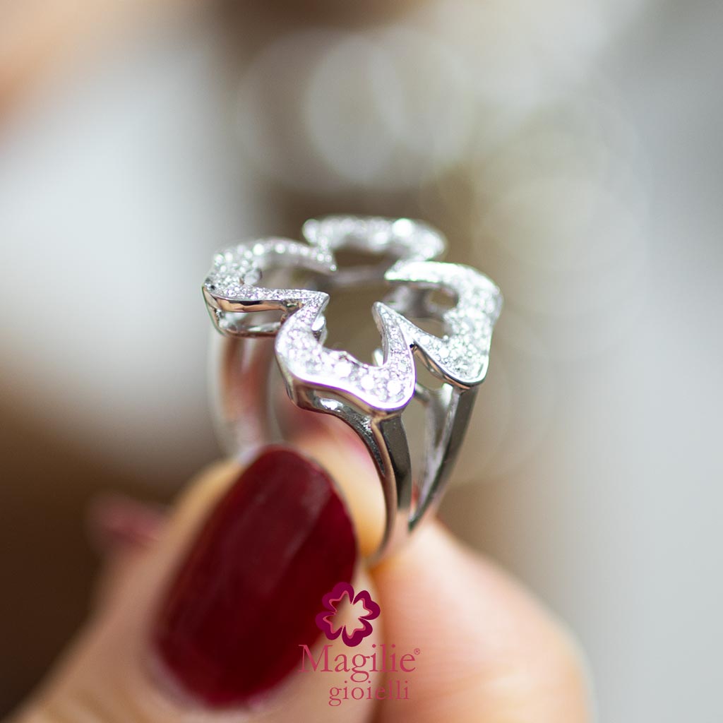 Anello Portafortuna oro e diamanti